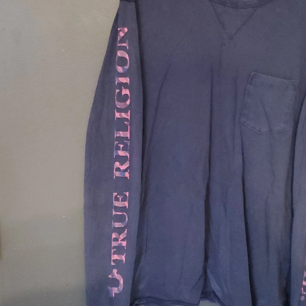 True Religion size XL T